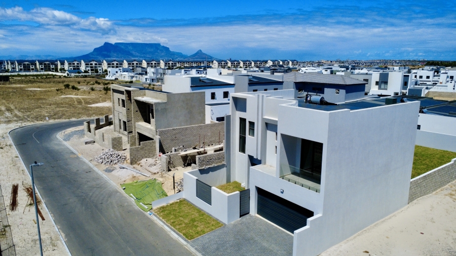 4 Bedroom Property for Sale in Sandown Western Cape